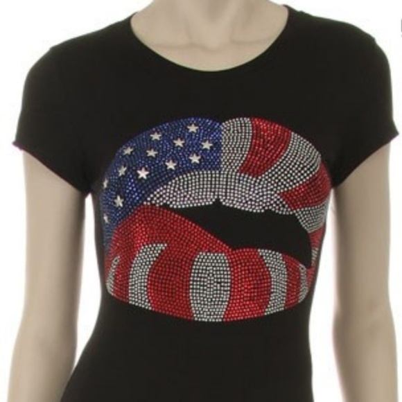USA Flag Lips BEDAZZLED T-Shirt - Picture 1 of 1